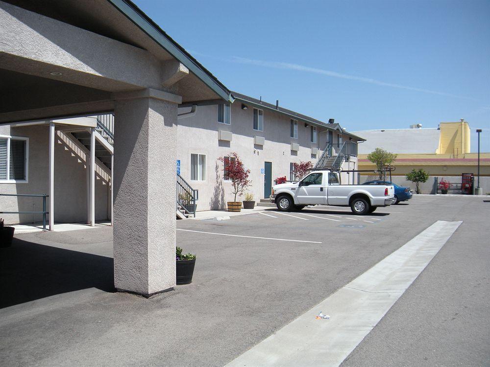 Western Motel Salinas Luaran gambar
