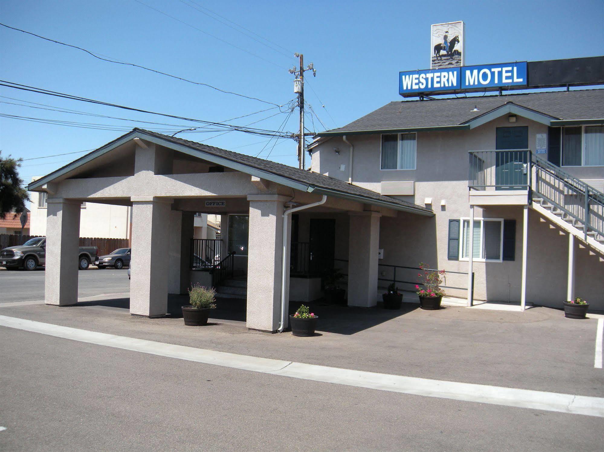 Western Motel Salinas Luaran gambar